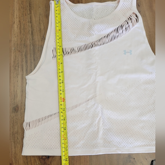 Under Armour Crop Top Heat Gear - Picture 5 of 8